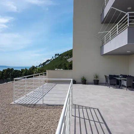 Daire Theo Seaview Makarska